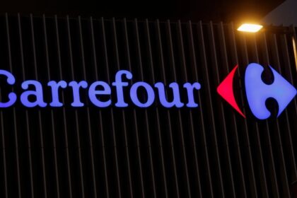 Logo do Carrefour • Eric Gaillard/Reuters