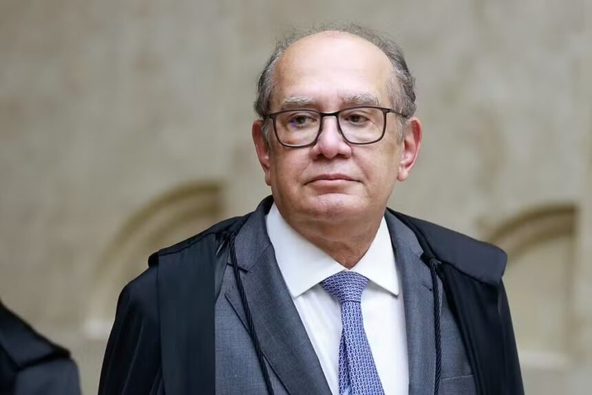 Ministro Gilmar Mendes pediu mais tempo para analisar o caso. — Foto Andressa AnholeteSCOSTF