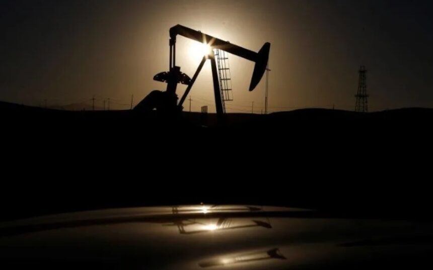 Bomba de petróleo na Califórnia, EUA • Reuters